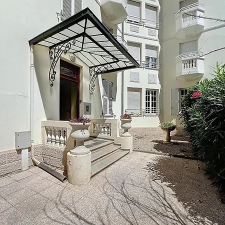 2 Pieces A 5 Minutes Des Plages Avec Parking * Антиб